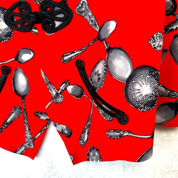 Max & Mabel Vtg Kimono tapestry 100% Silk red spoon pattern Vest Medium - Picture 2 of 8